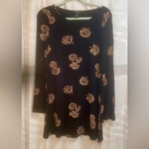Forever21 black floral bell sleeve mini dress